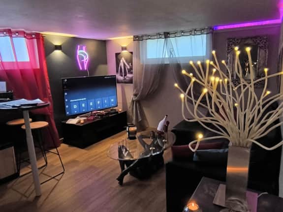 Love room Le Boudoir de Cormelles, Caen, Normandie - Spa Caen - Love room Le Boudoir de Cormelles, Caen, Normandie - Photo Galerie - OneBooking