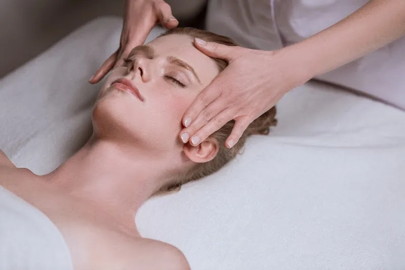 Institut Maison Sisley Bordeaux - Maquillage Bordeaux - Photo de couverture - OneBooking