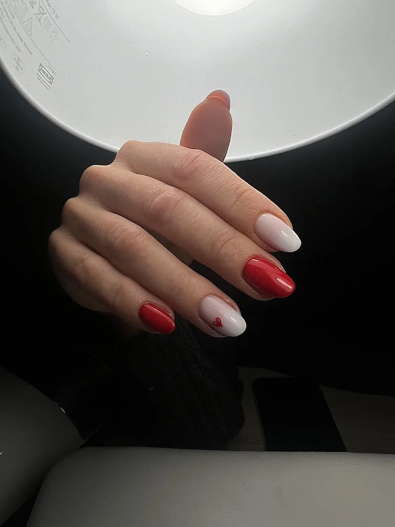 Nails by Léna