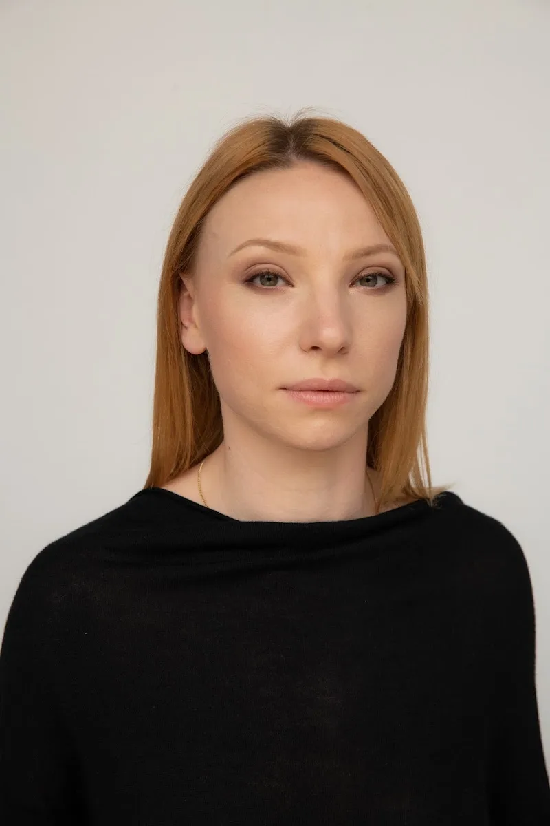 Manon Bonhomme Maquilleuse Lyon - Maquillage Lyon - Photo de couverture - OneBooking
