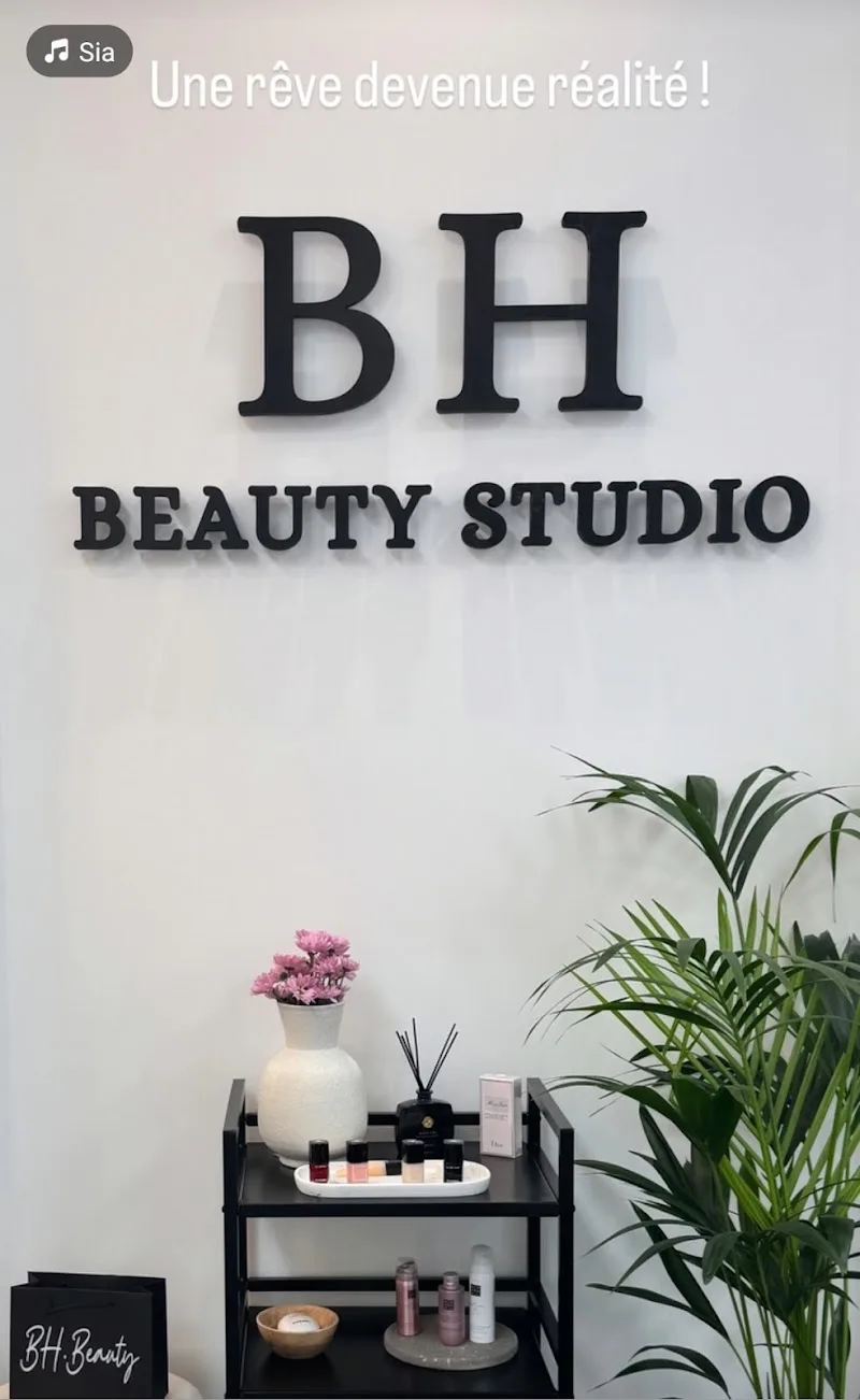 BH BEAUTY STUDIO - Onglerie Poitiers - Photo de couverture - OneBooking