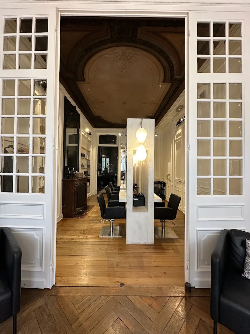 SALON 1883 | Coiffeurs