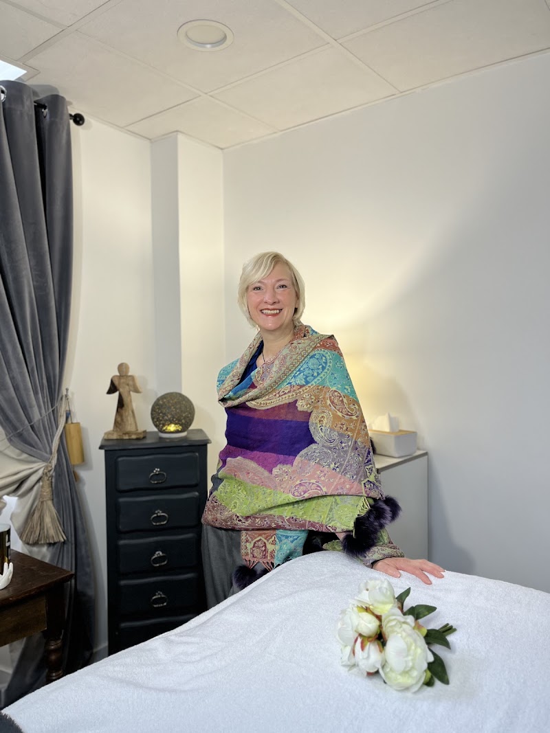 Des mains à l'infini - Massages Kobido et drainage lymphatique à Bordeaux