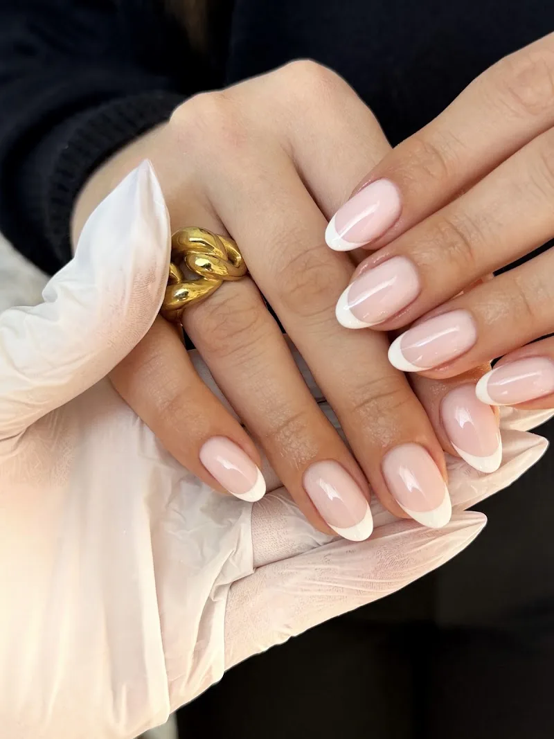 Romanails studio - Prothésiste ongulaire Bordeaux