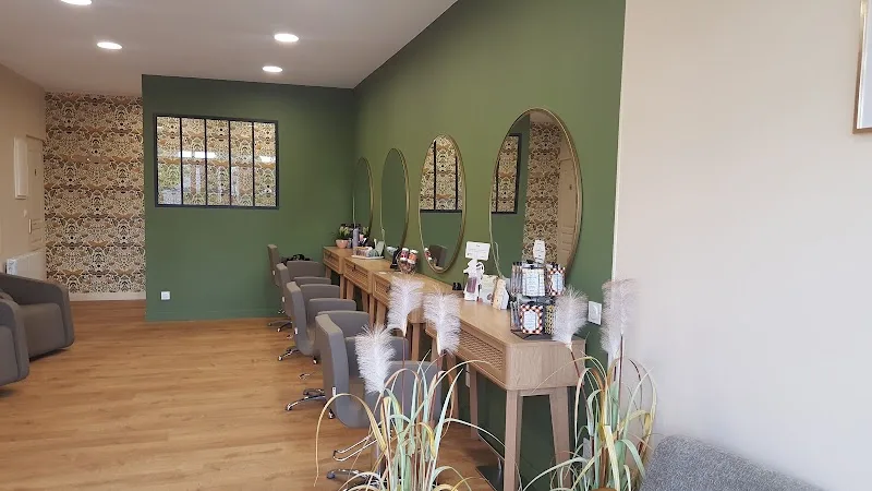 Relook coiffure by Bérangère - Coiffure Caen - Photo de couverture - OneBooking