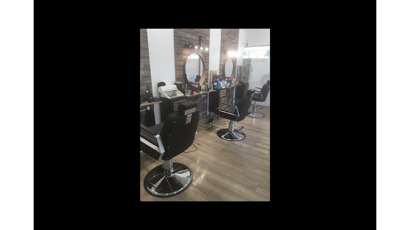 Grand Parc Coiffure Barber Shop