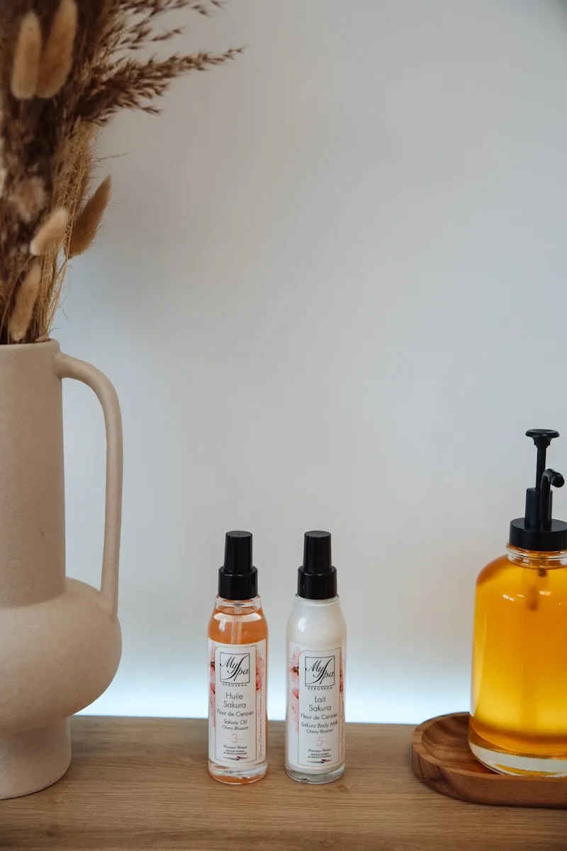 L’ATELIER DU BIEN-ÊTRE - Onglerie Manosque - Photo de couverture - OneBooking