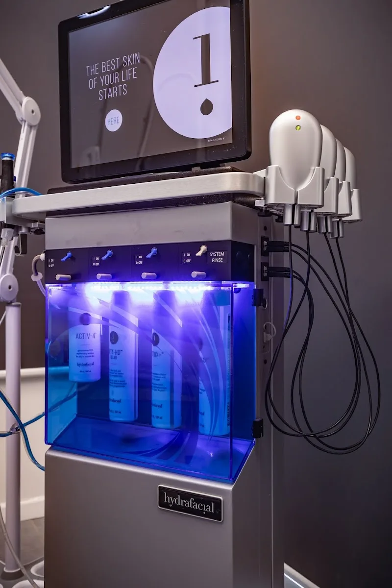 Dermapro Laser Poitiers - Epilation Laser - Cryolipolyse - Hydrafacial - Épilation Poitiers - Photo de couverture - OneBooking