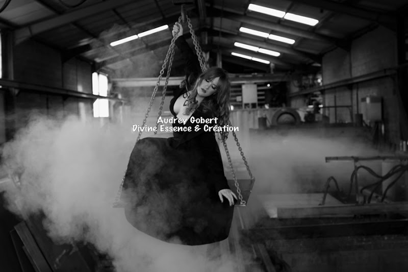 Audrey GOBERT - Divine Essence & Création