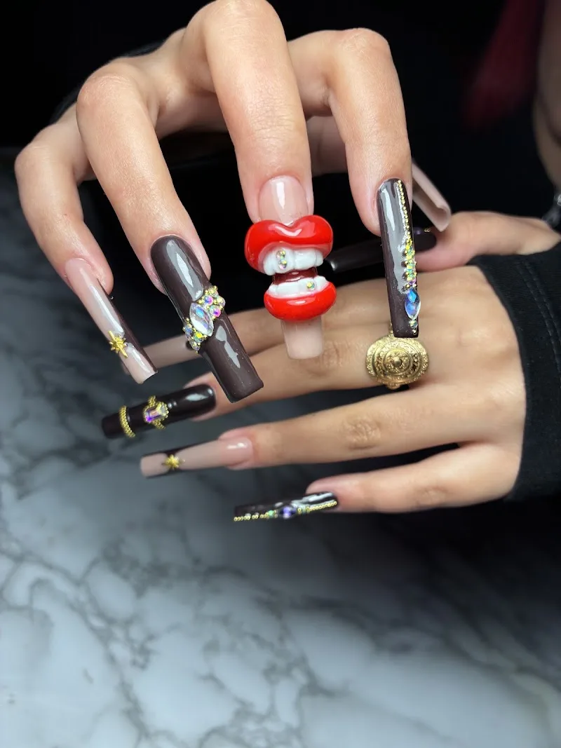 SARAH NAILS INSTITUT ( Ongle Saint-Etienne) - Onglerie Saint-Étienne - Photo de couverture - OneBooking