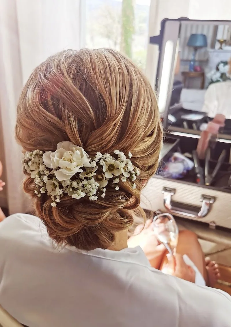 Annelie Artist Makeup & Coiffure