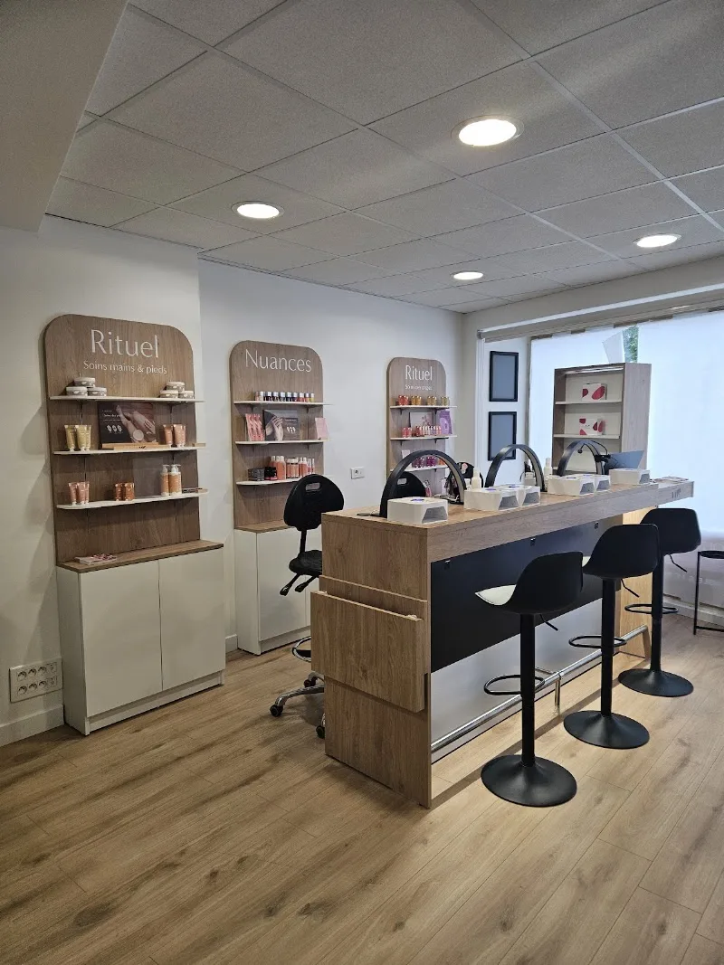 L'Ongle & Le Regard L'Onglerie - Saint Sébastien sur Loire - Onglerie Nantes - Photo de couverture - OneBooking