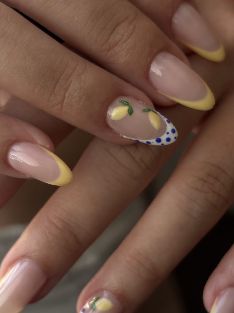 Iconic Nails 63 - Girl’s Factory