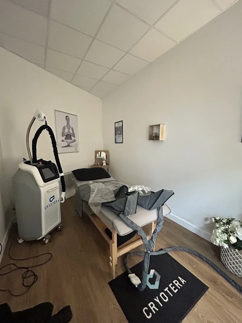 Cryotera Pôle de Cryothérapie Limoges - Massage Limoges - Photo de couverture - OneBooking