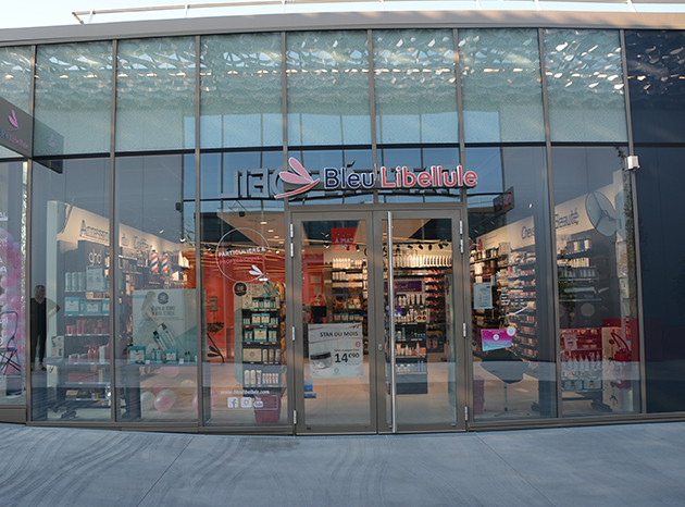 Bleu Libellule Saint-Etienne - Maquillage Saint-Étienne - Photo de couverture - OneBooking