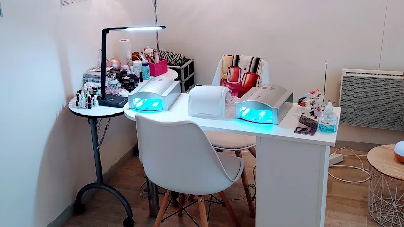 Peg'Nails - Onglerie Grenoble - Photo de couverture - OneBooking