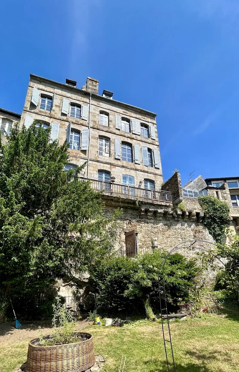 Les Massages du Beffroi - Lucile Monvoisin - Massage Fougères - Photo de couverture - OneBooking
