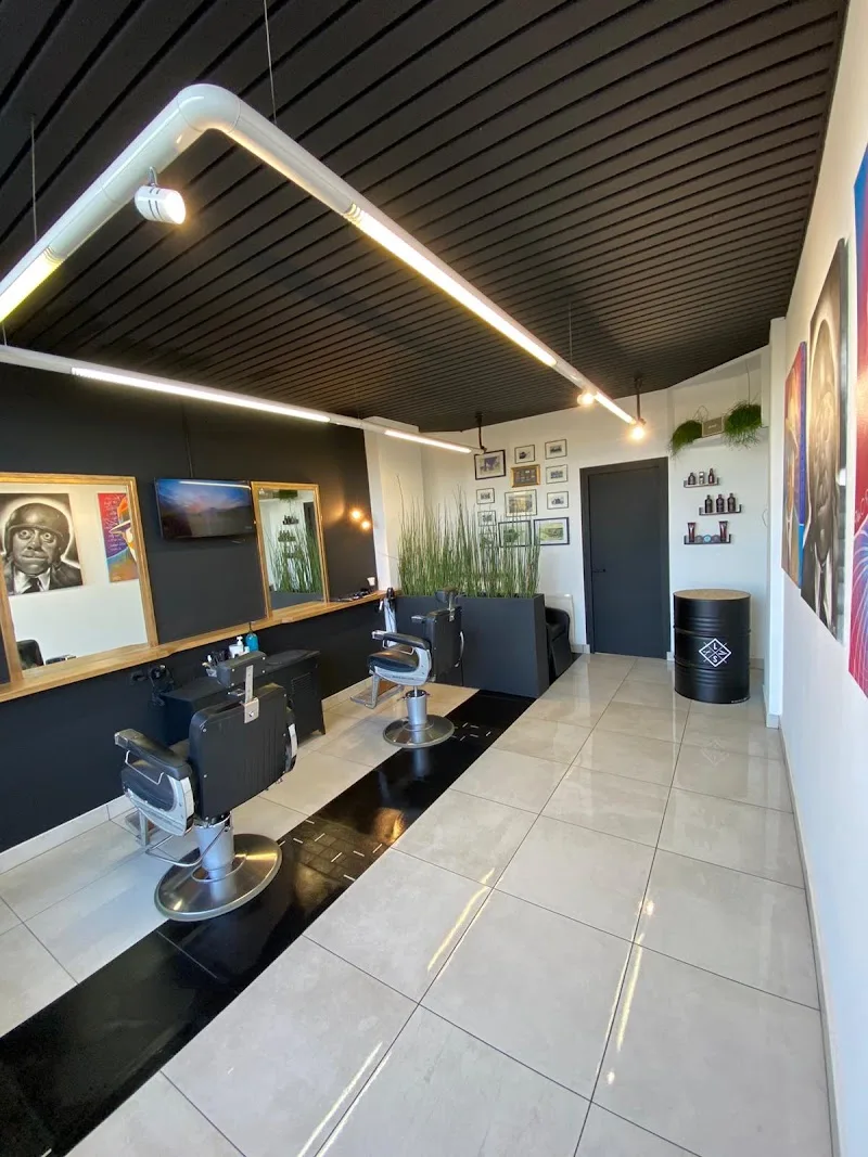 Le Salon - Coiffure Orléans - Photo de couverture - OneBooking