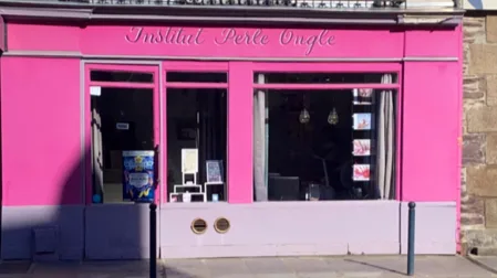 INSTITUT PERLE ONGLE. SPÉCIALISÉ DANS LE MAQUILLAGE SEMI PERMANENT ET EXTENSION DE CILS RDV EN LIGNE SALON POUR LES FEMMES - Onglerie Rennes - Photo de couverture - OneBooking