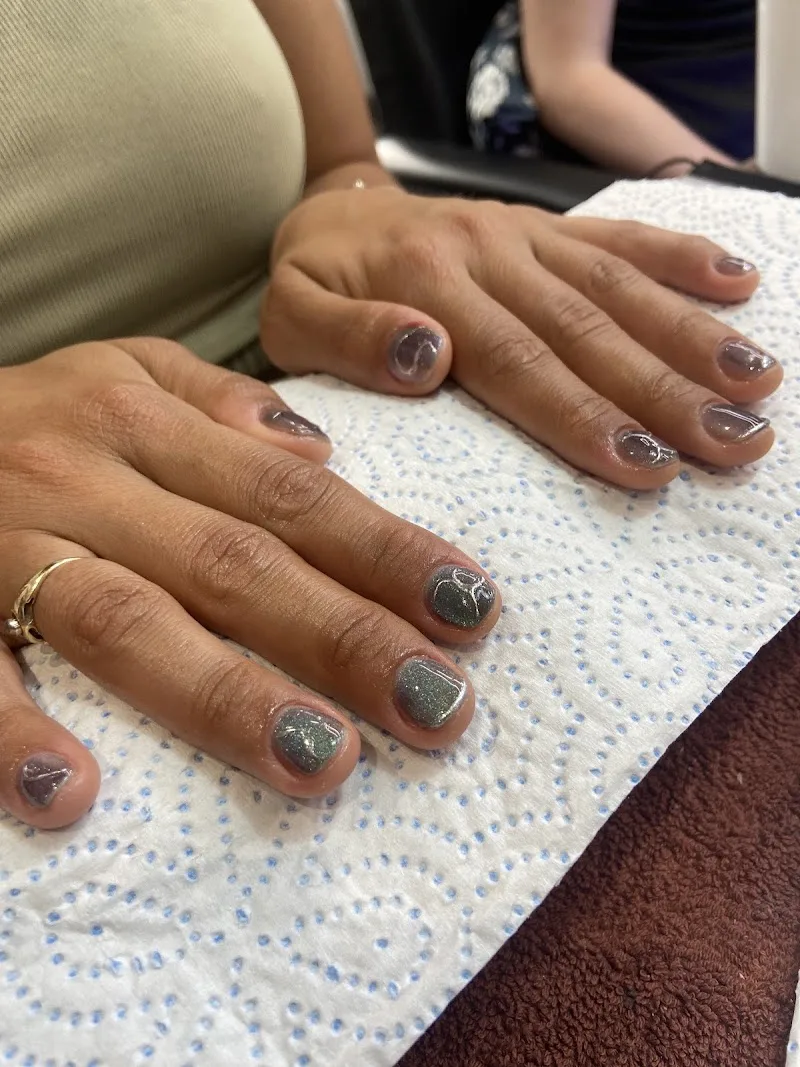 Julie Nail