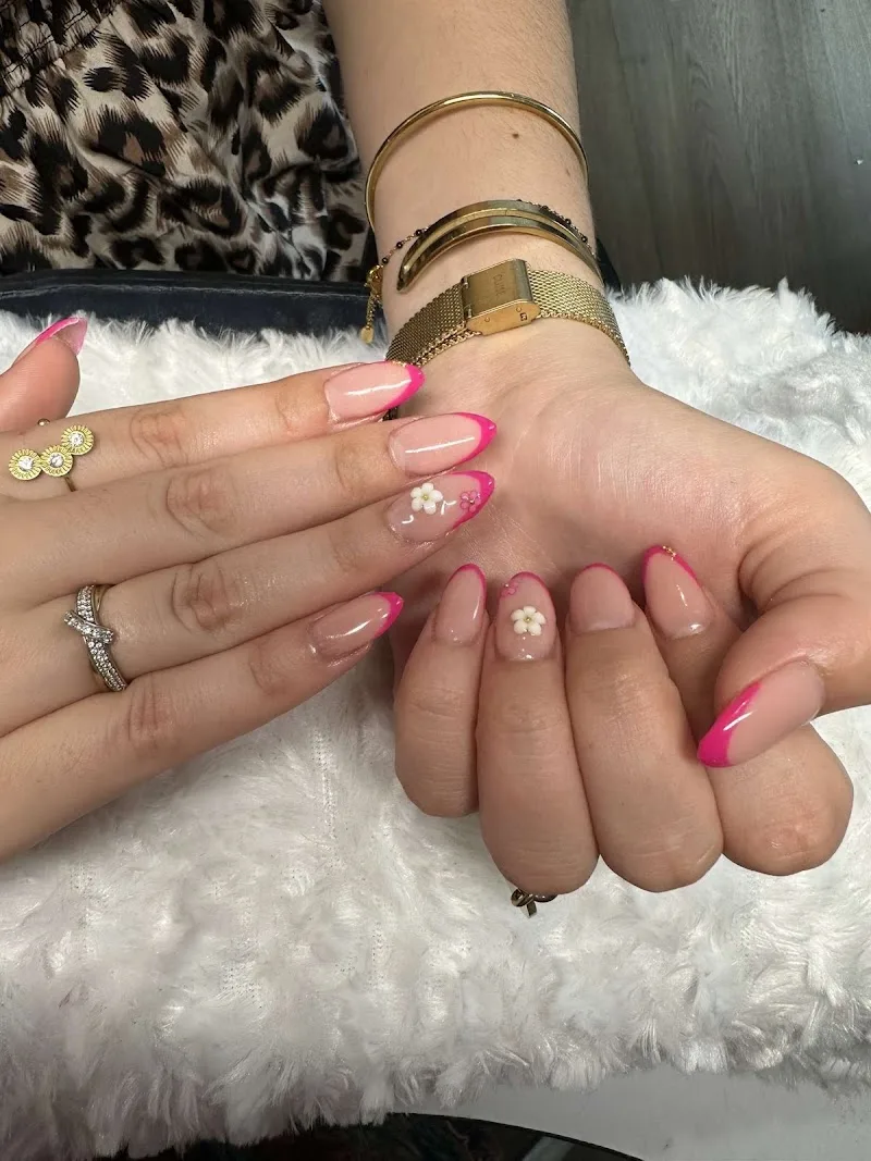 Ivanails Beauty - Onglerie Perpignan - Photo de couverture - OneBooking