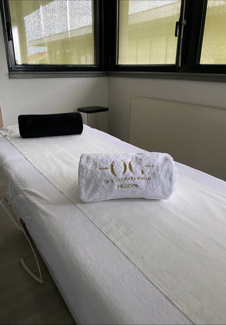Guillaume ROSAN - Renata FRANCA - Massage Besançon - Photo de couverture - OneBooking