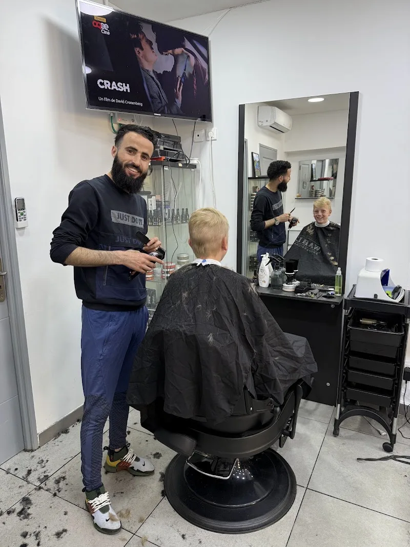 Coiffeur La Main D' Or