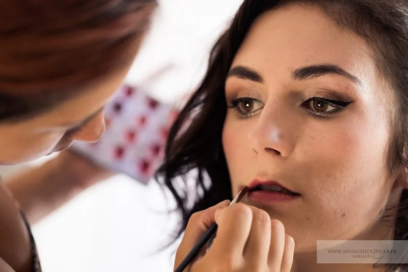 Strenga Make Up - Maquillage Rouen - Photo de couverture - OneBooking
