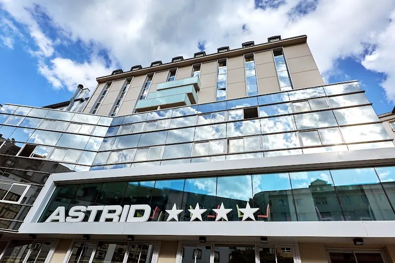 Hôtel Astrid - Massage Lourdes - Photo de couverture - OneBooking