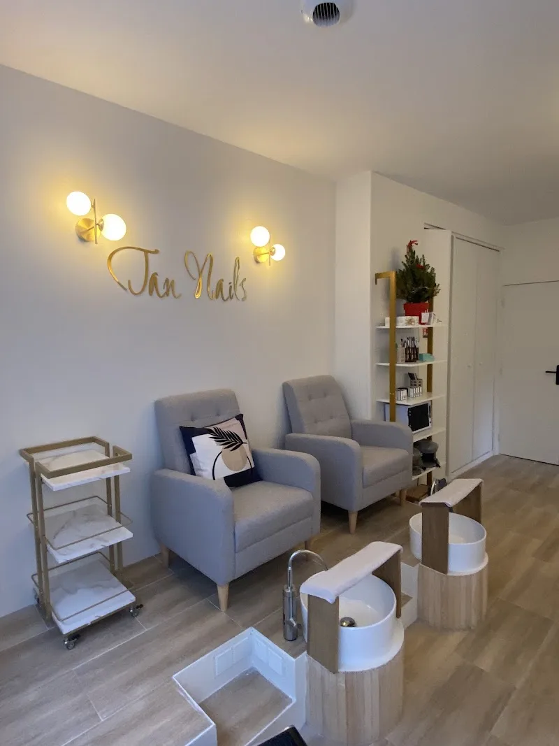 Tan Nails - Onglerie Paris - Photo de couverture - OneBooking
