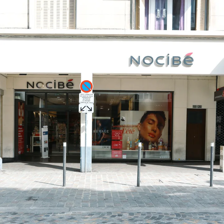 Nocibé - REIMS - Maquillage Reims - Photo de couverture - OneBooking