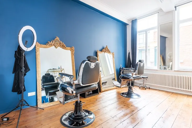Carte blanche coiffeur barbier