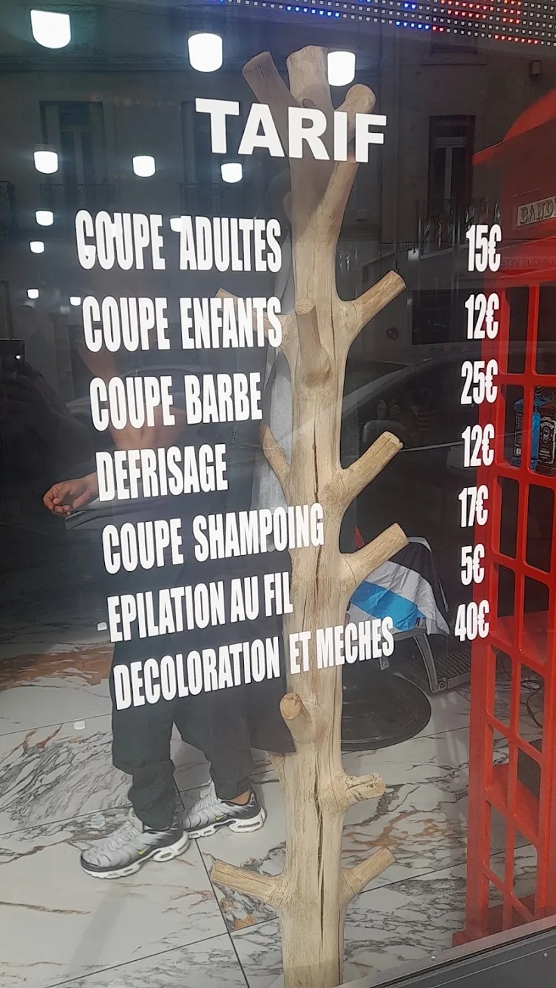 Salon Etounsi