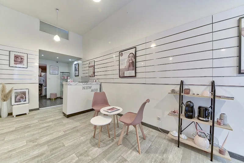 New Age Esthetic - Centre d'Esthétique Médicale - Sourcils & cils Lyon - Photo de couverture - OneBooking