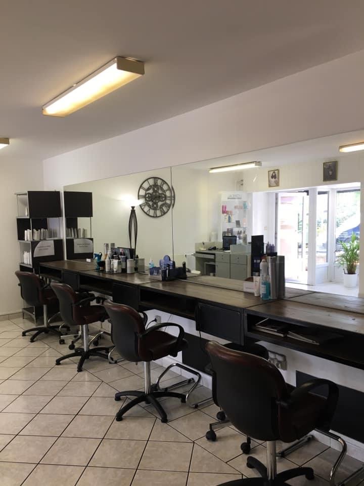Coiffure Attitude - Barbier Manosque - Photo de couverture - OneBooking