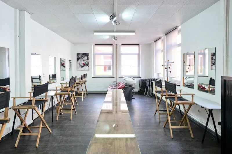 Ecole privée CFA Epec Gaspard Guichard - Maquillage Metz - Photo de couverture - OneBooking