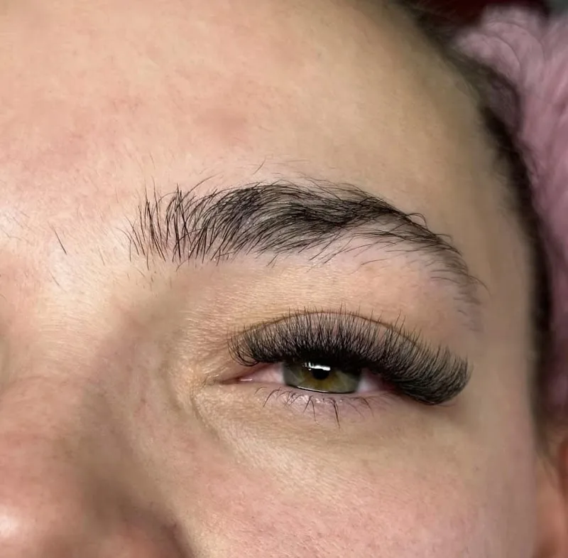 Winxy lash - Sourcils & cils Rennes - Photo de couverture - OneBooking