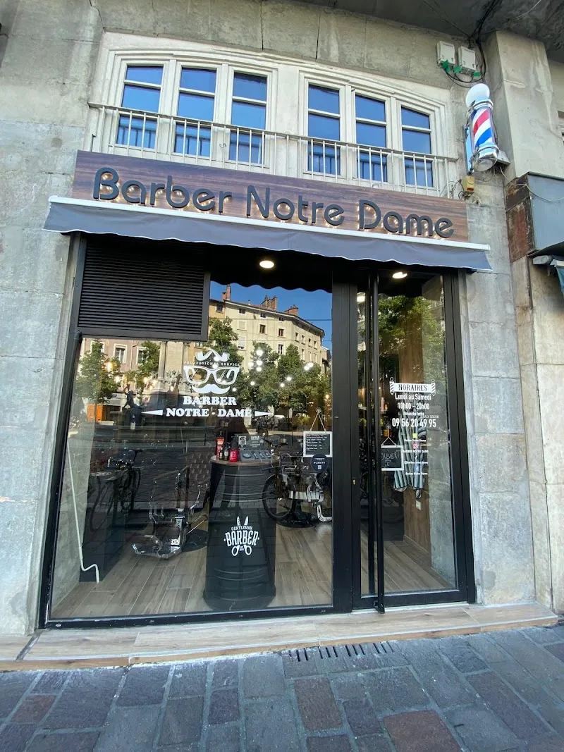 Barber Notre Dame - Barbier Grenoble - Photo de couverture - OneBooking