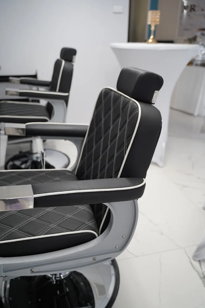 TORIHAIRCUT - Coiffure Clermont-Ferrand - Photo de couverture - OneBooking