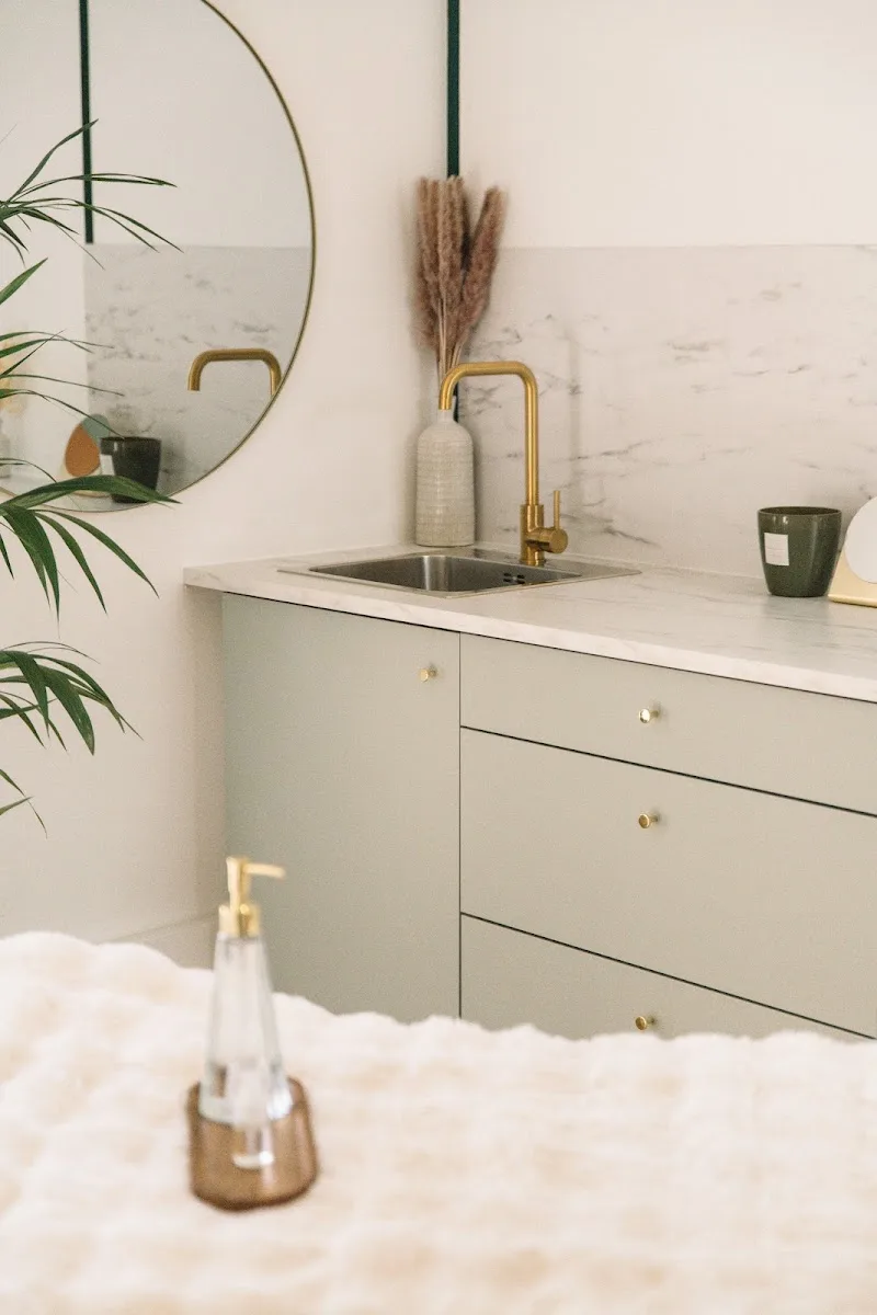 Wellniss | Drainage Lymphatique RENATA - Maderotherapie - Massages - Lyon