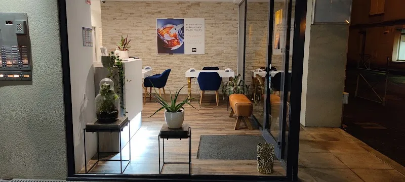 Atelier du Bien Etre - Onglerie Limoges - Photo de couverture - OneBooking