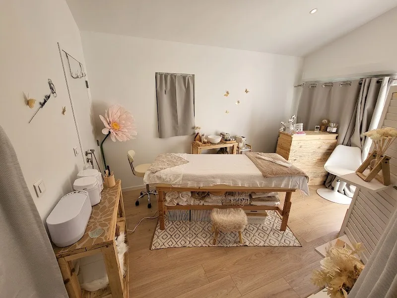Paradis Blanc - Massages - Soins Visage - Epilation - Nîmes
