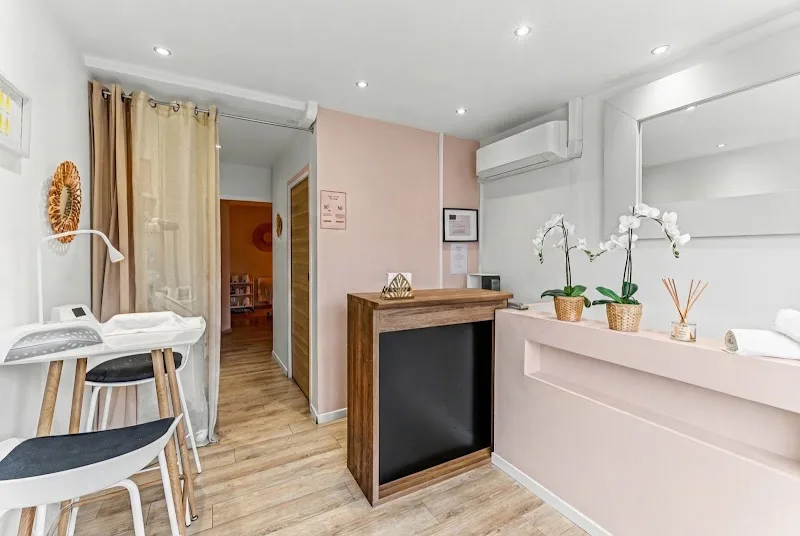 Mademoiselle Relax Minimes - Épilation Toulouse - Photo de couverture - OneBooking