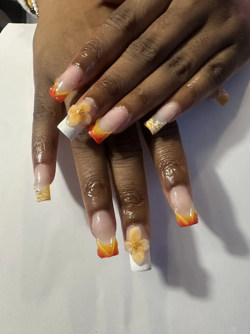 TotallysNails In Lemans