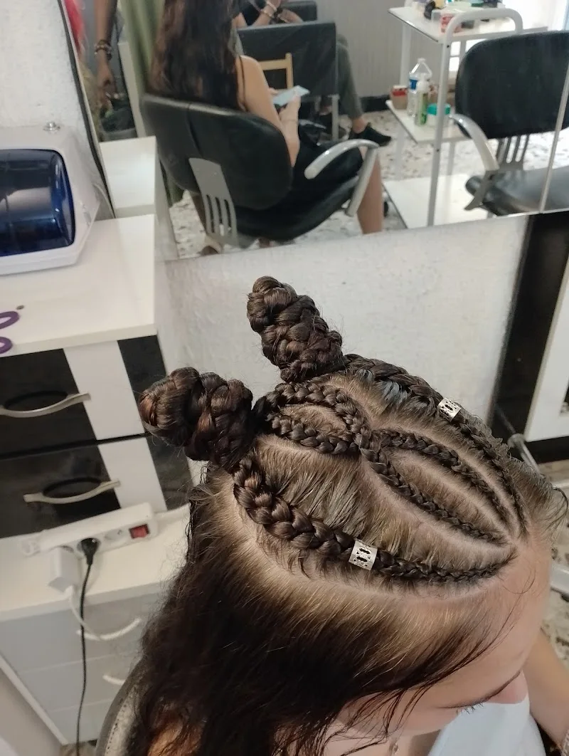 Cheveux de luxe salon de coiffure afro