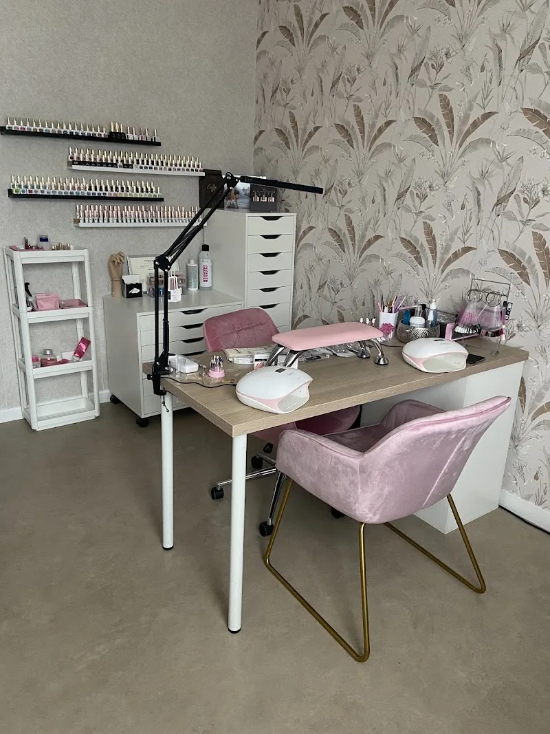 CD Ongles - Onglerie Reims - Photo de couverture - OneBooking