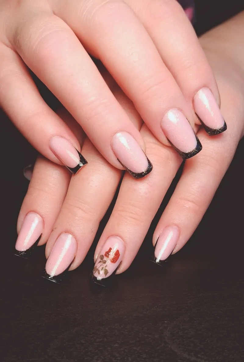 Ilina Nail City - Onglerie Lille - Photo de couverture - OneBooking
