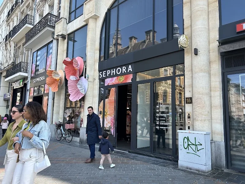 SEPHORA LILLE CENTRE VILLE - Maquillage Lille - Photo de couverture - OneBooking