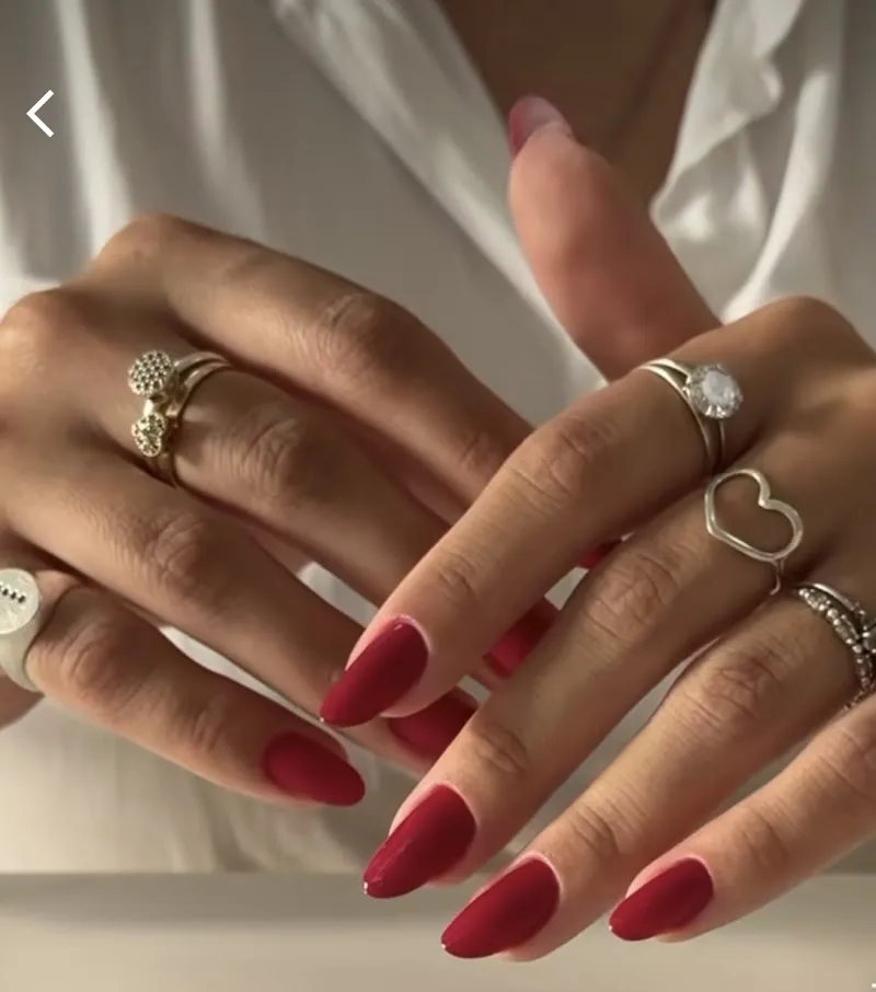 Ongle et diamant - Onglerie Besançon - Photo de couverture - OneBooking