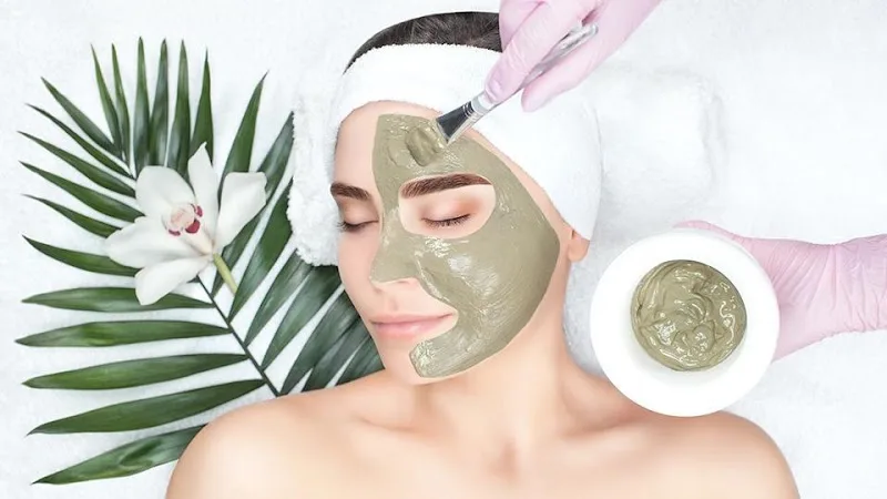 MAUD BEAUTE - Maquillage Nîmes - Photo de couverture - OneBooking